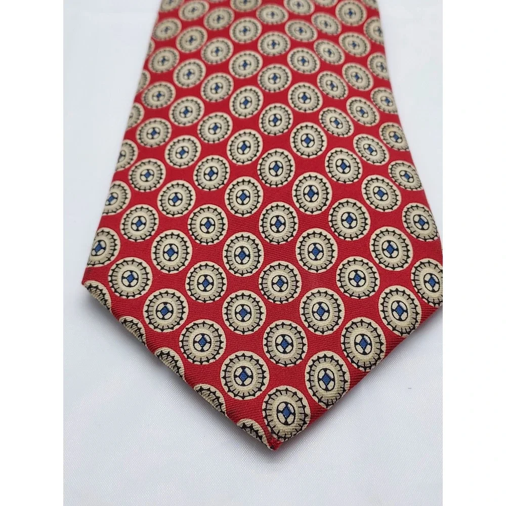 Jos A Bank Executive Collection Red Silk Medallion Geometric Mens Necktie T107